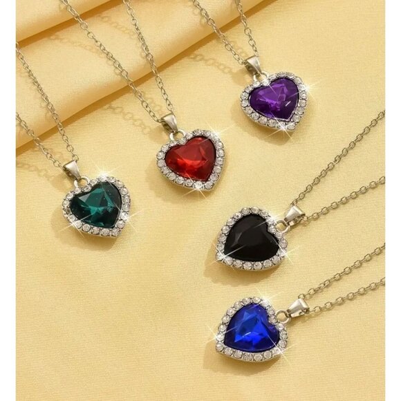 Heart Pendant Necklace - Elegant Rhinestone Gift - Picture 5 of 5